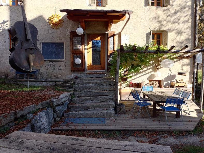 Rifugio Uschione Guest House Chiavenna Exterior photo